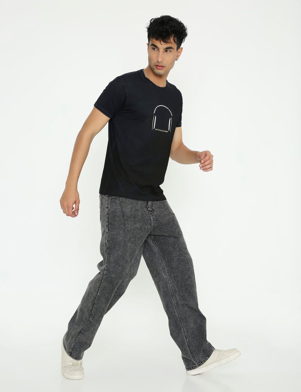 HEADPHONES - Image 4